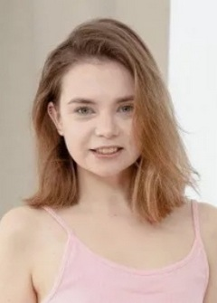 Bella Gray