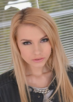 Karina Grand