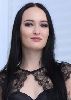 Sasha Sparrow