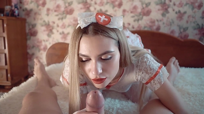Медсестричка с вызовом на дом исцелит любого сексотерапией