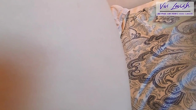 Напихал в ротик и загнул раком стройняшку в матроске Vivi lavish.