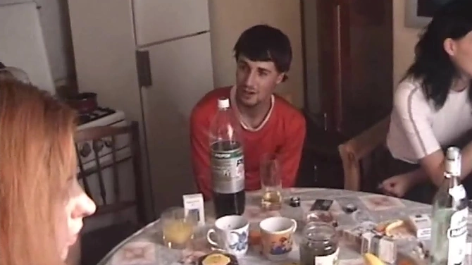 2 видео в одном - знаменитое "день студента" и его иностранный аналог.