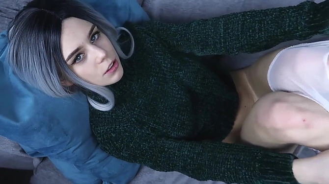 Ничто так не согревает осенью, как теплый свитер и уютная ебля дома