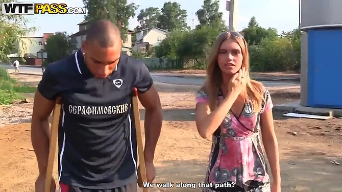 Настоящий русский негр легко закадрит и выебет любую телочку