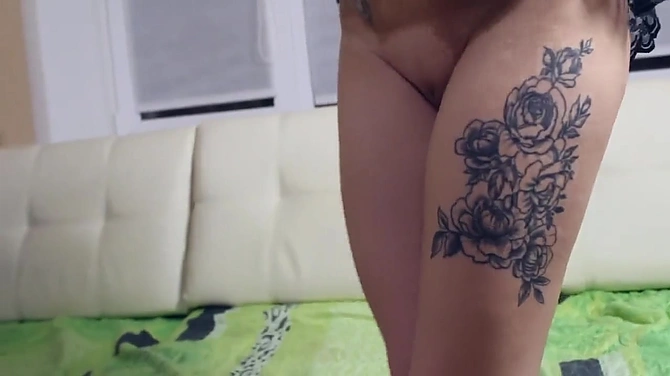 Блонда послушно исполняет свой ежедневный супружеский долг