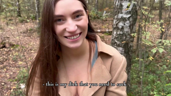 Беспомощная телка заблудилась в лесу и ебется за подмогу