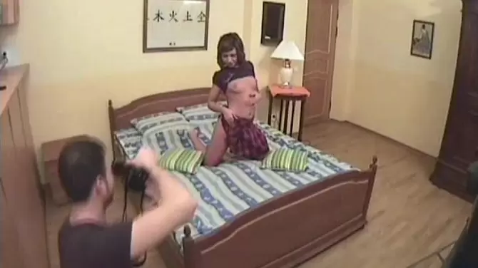 Давай я тебя фоткаю и кидаю палку, а ты соглашаешься на домашнее видео