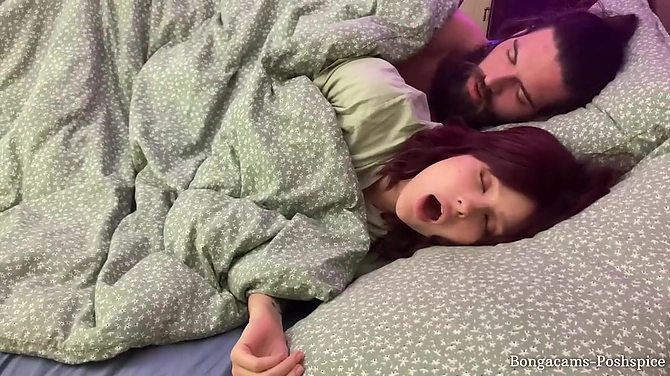 Вышел из френдзоны и вошел в киску пьяной подруги детства